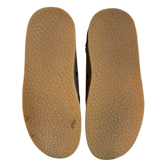 Rank 45 Sunflower Embroidered Tan Nubuck
Leather Moc Toe Slip-on Loafers Sz 6.5 - Picture 9 of 9